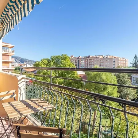 Spacious T3 Near The Beach And Station Roquebrune Exterior photo